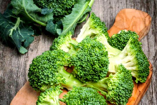 Cruciferous Vegetables (e.g., Broccoli, Cauliflower, Brussels Sprouts) (Top 10 Superfoods for a Healthy Life)