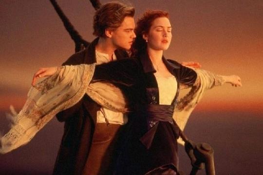 Titanic (1997) (Top 10 Highest-Grossing Films of All Time)