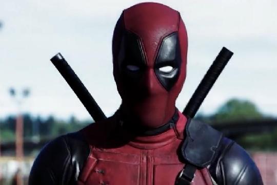 Deadpool (2016) (Top 10 Best Superhero Movies)