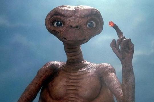 E.T. the Extra-Terrestrial (1982) (Top 10 Best Sci-Fi Movies)