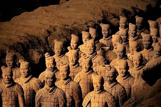 Terracotta Army (1974) (Top 10 Groundbreaking Archaeological Finds)