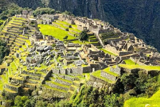 Machu Picchu (1911) (Top 10 Groundbreaking Archaeological Finds)