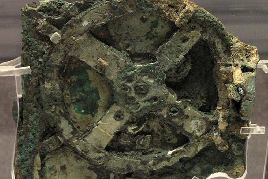 The Antikythera Mechanism (1901) (Top 10 Groundbreaking Archaeological Finds)