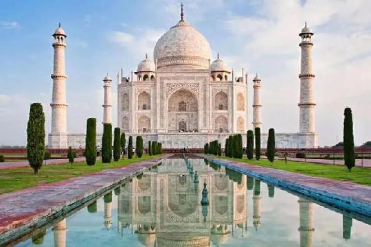 Taj Mahal (India) (Top 10 UNESCO World Heritage Sites)