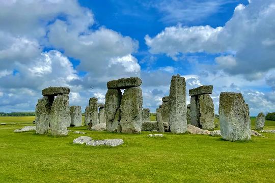 The Moeraki Boulders – New Zealand (Top 10 Unexplained Geological Formations)