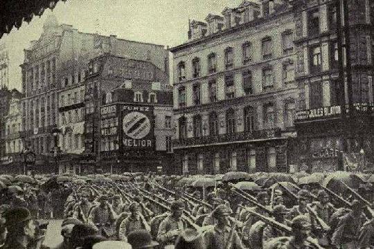 World War I (1914-1918) (Top 10 Pivotal Moments in History)