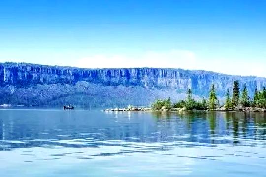 Great Slave Lake (Top 10 Deepest Lakes Globally)