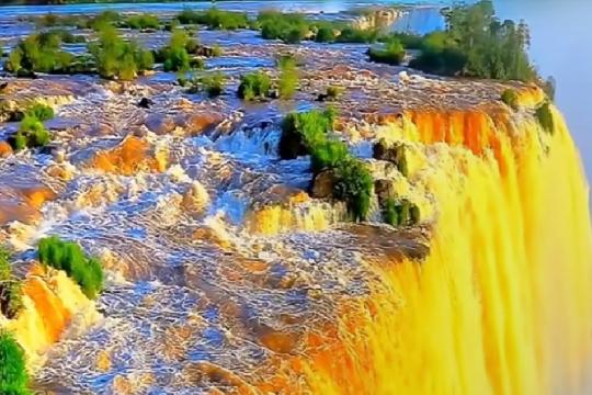 Gullfoss (Top 10 Most Spectacular Waterfalls)